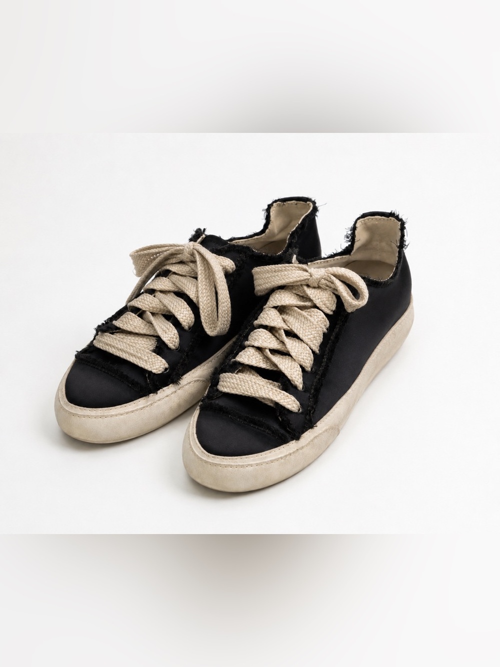 Pedro Garcia Black Low-Top Sneakers 🖤